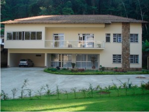 Casa Generalícia e Noviciado Nossa Senhora do Amparo – Petrópolis / RJ